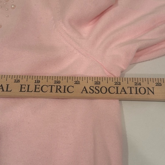 Quacker Factory Pink Sweater White Satin Collar Embellished Pearls Event Sz 1X - Picture 3 of 11